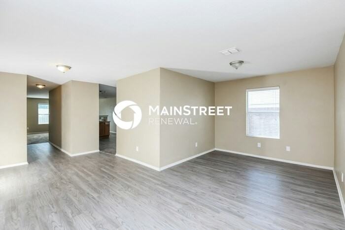 4913 Water Ridge Ln - Photo 6 of 16