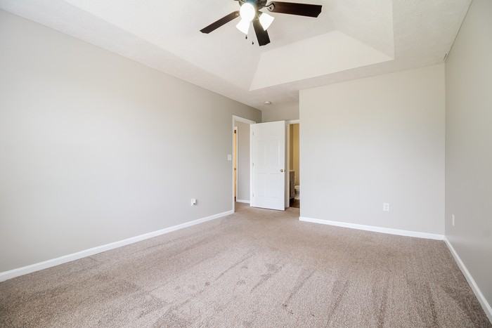 112 W Celestial Dr - Photo 5 of 10