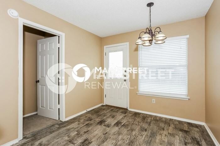 634 Nightshade Dr - Photo 5 of 16