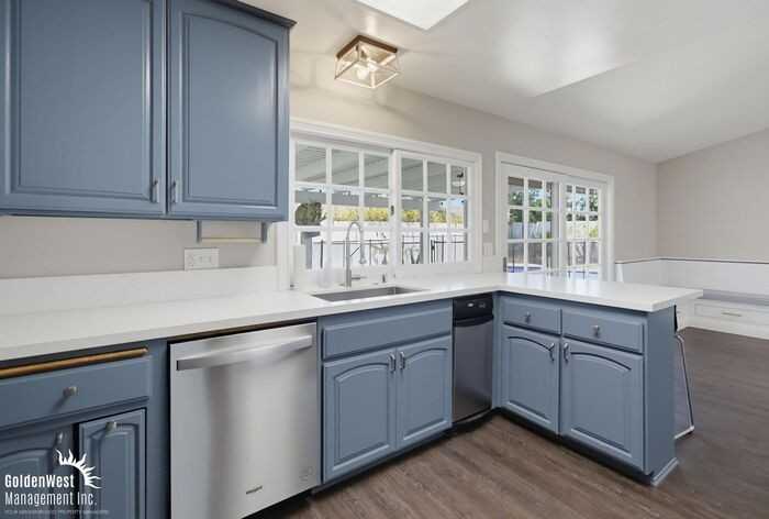 12634 Birchbrook Ct - Photo 7 of 24