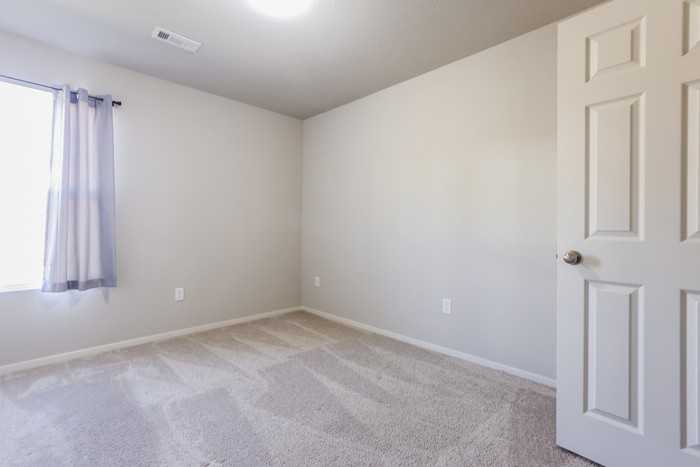 1901 Sebastian St - Photo 4 of 10