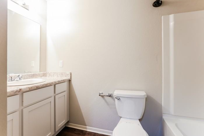 1901 Sebastian St - Photo 5 of 10