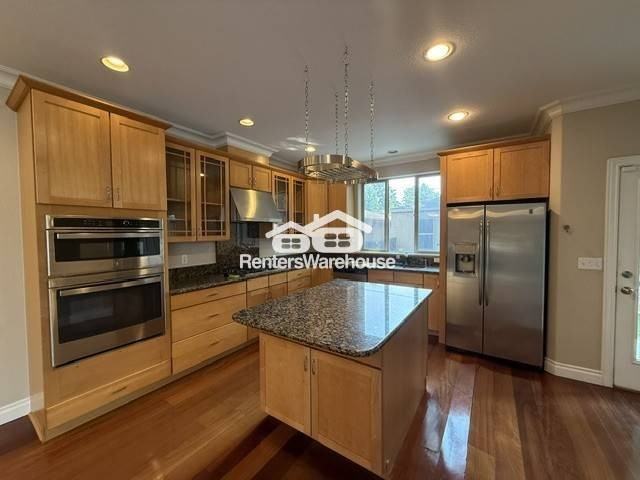 2070 S Pearl St - Photo 4 of 31