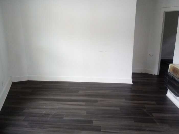 111 N Bell St #B - Photo 5 of 8