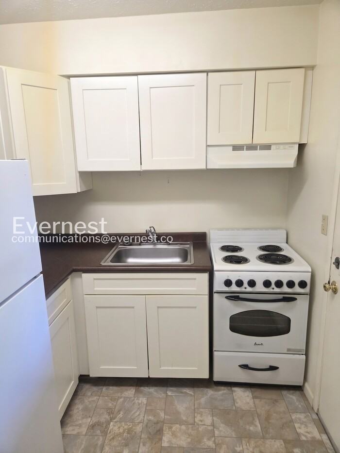 2 Bob Cat Ct #G - Photo 2 of 7