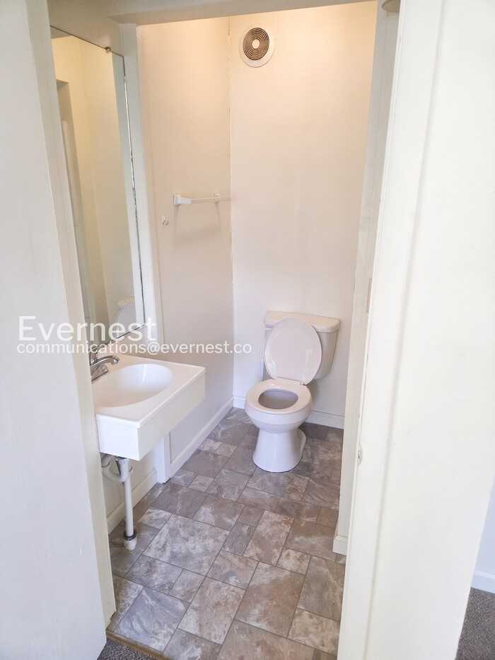2 Bob Cat Ct #G - Photo 4 of 7