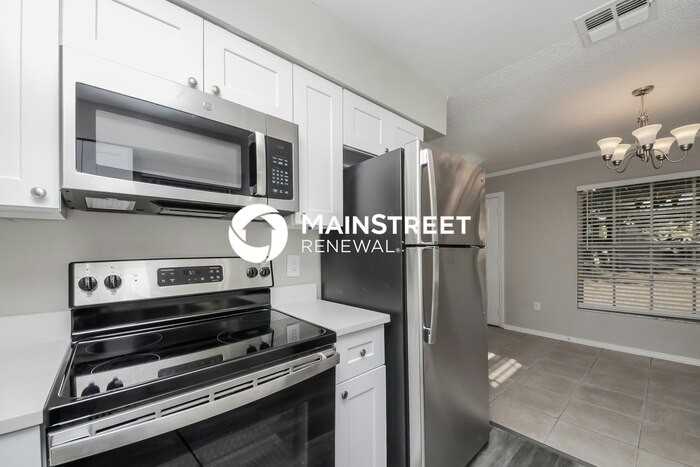 1312 Mark Ct - Photo 7 of 16