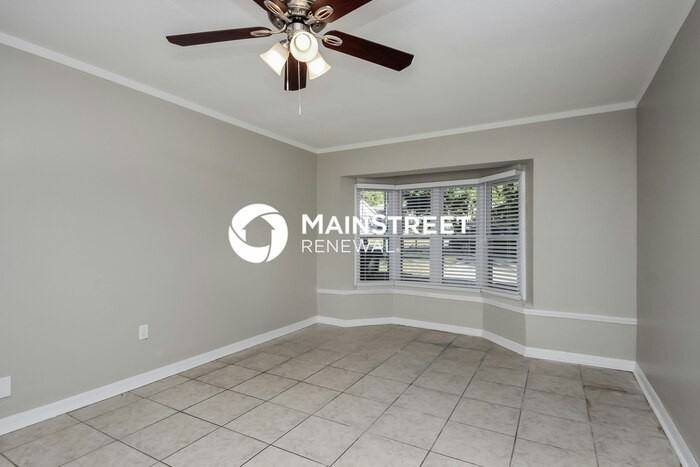 1312 Mark Ct - Photo 7 of 16