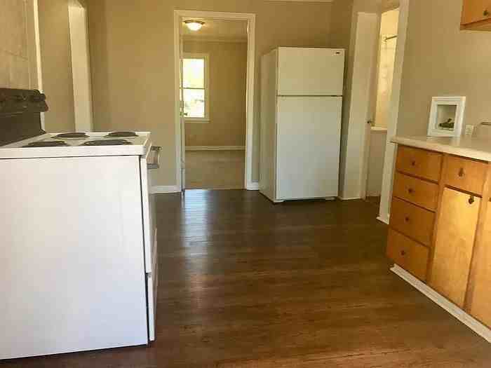 209 Nicholtown Rd - Photo 5 of 11