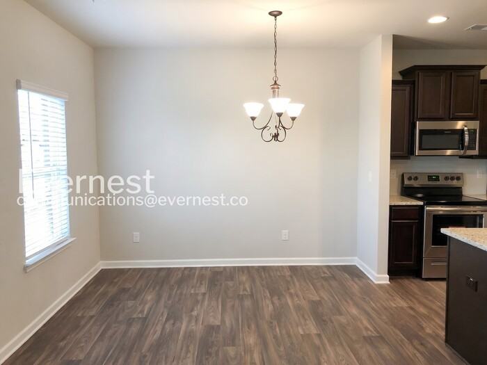742 Galveston Way - Photo 4 of 26