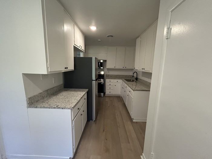 146 Doolittle St #B - Photo 4 of 14