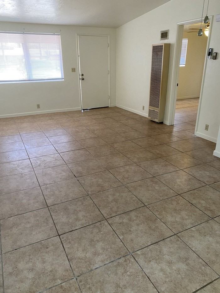 4258 E North St - Photo 2 of 8