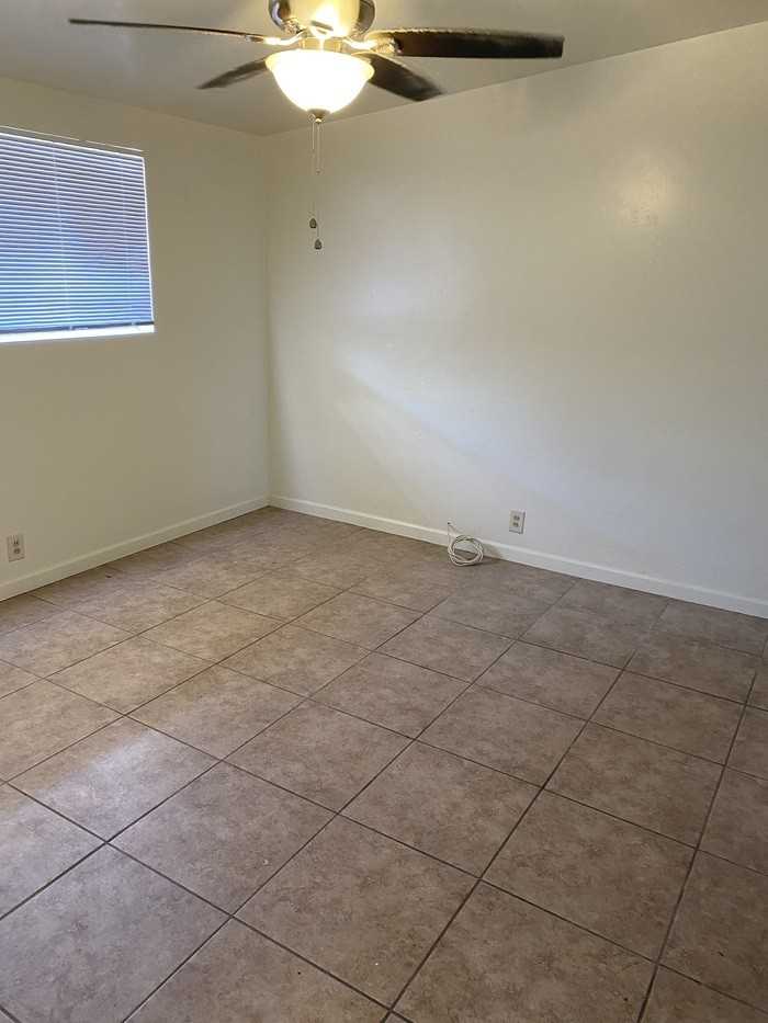4258 E North St - Photo 7 of 8