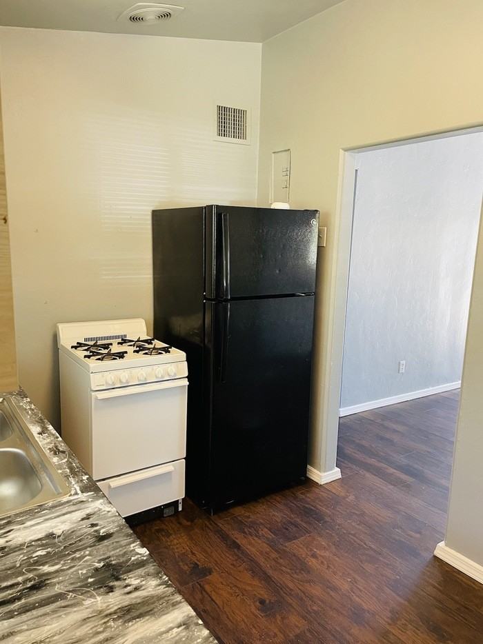 4508 E Fairmount St #1 - Photo 5 of 9