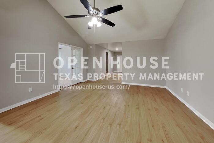 6826 Clover Walk Ln - Photo 5 of 21