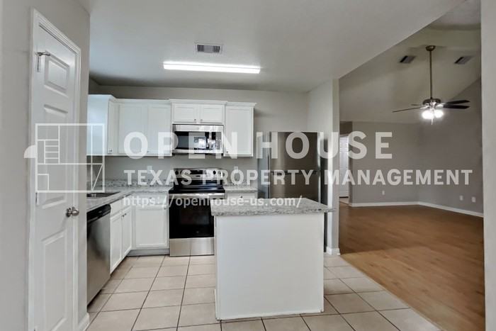 6826 Clover Walk Ln - Photo 7 of 21