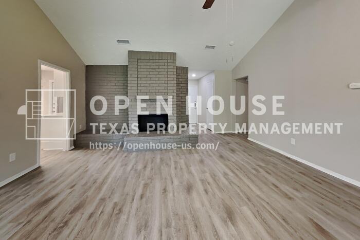 7303 Dew Mist Ln - Photo 4 of 22