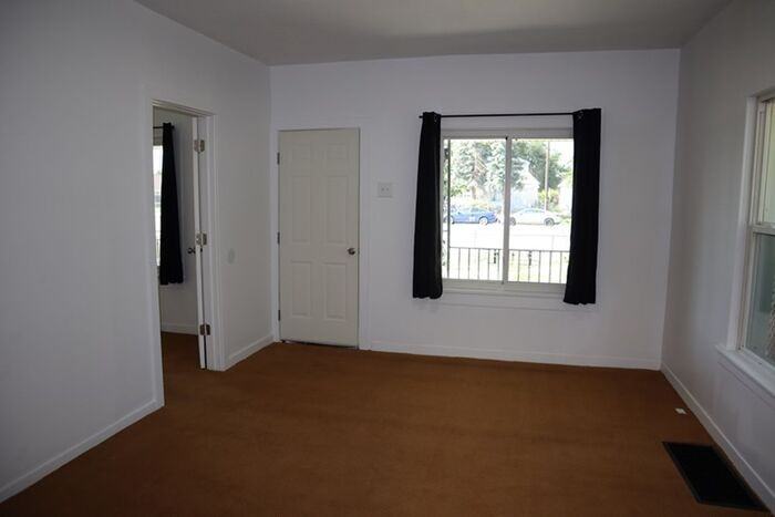 1057 W 300 S - Photo 2 of 18