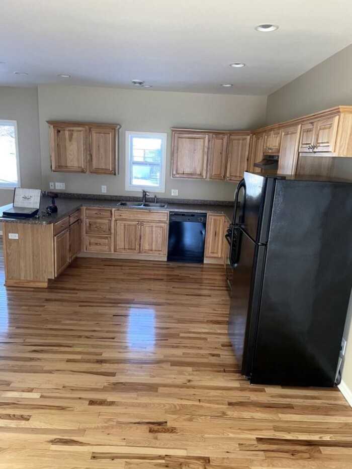 7526 332nd Ave - Photo 4 of 11