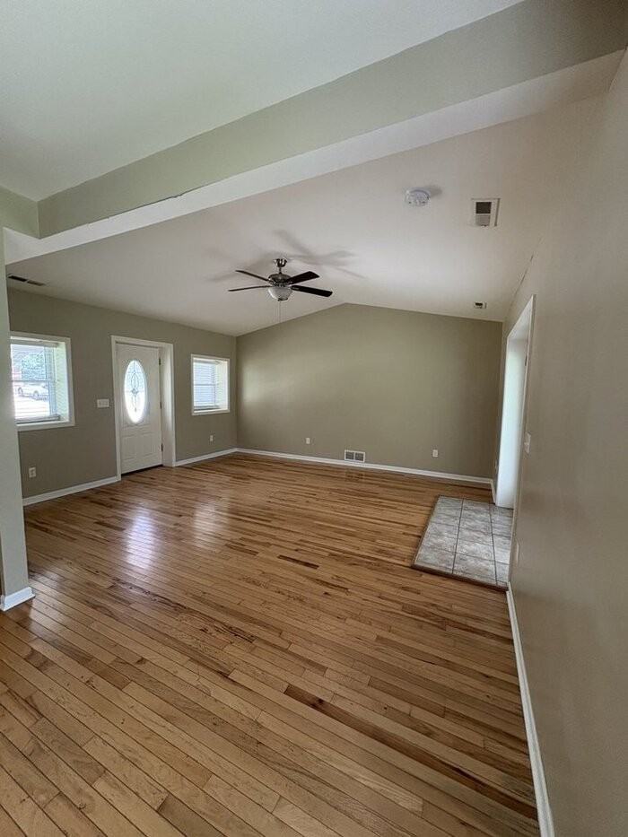 W3641 Park Dr - Photo 5 of 22