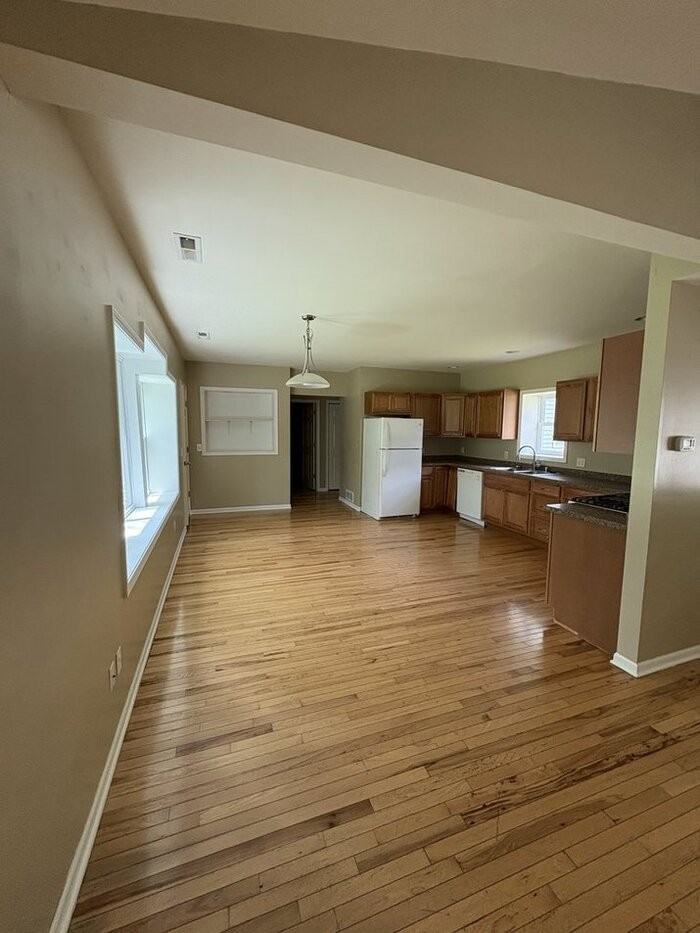 W3641 Park Dr - Photo 6 of 22