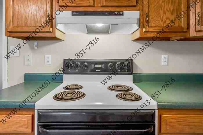 712 Harvey St - Photo 7 of 30