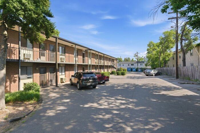 2134 Fairfax Ave #A2 - Photo 3 of 29