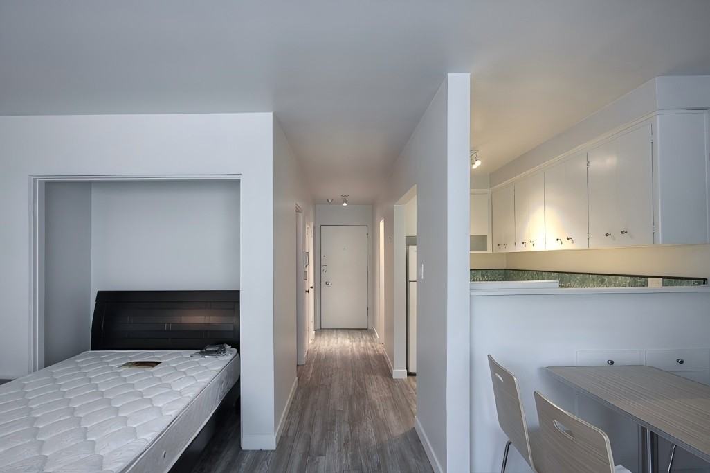 1540 Haro Street - Photo 5