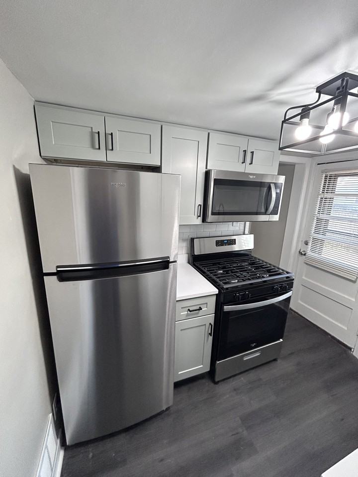 648 169th St #648 - Photo 2 of 12