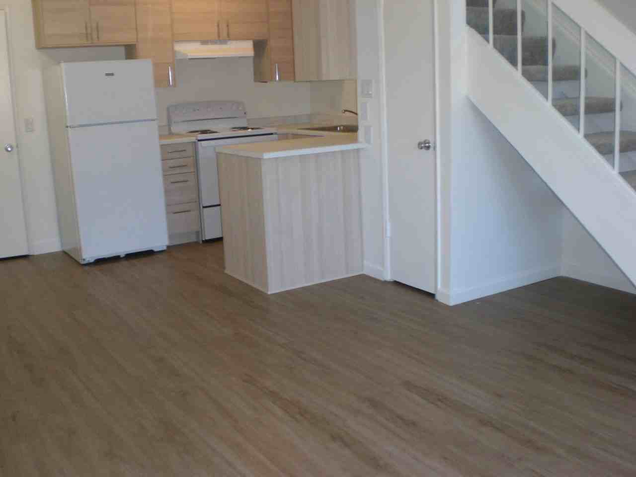 2323 Mcbride Ln - Photo 5 of 12
