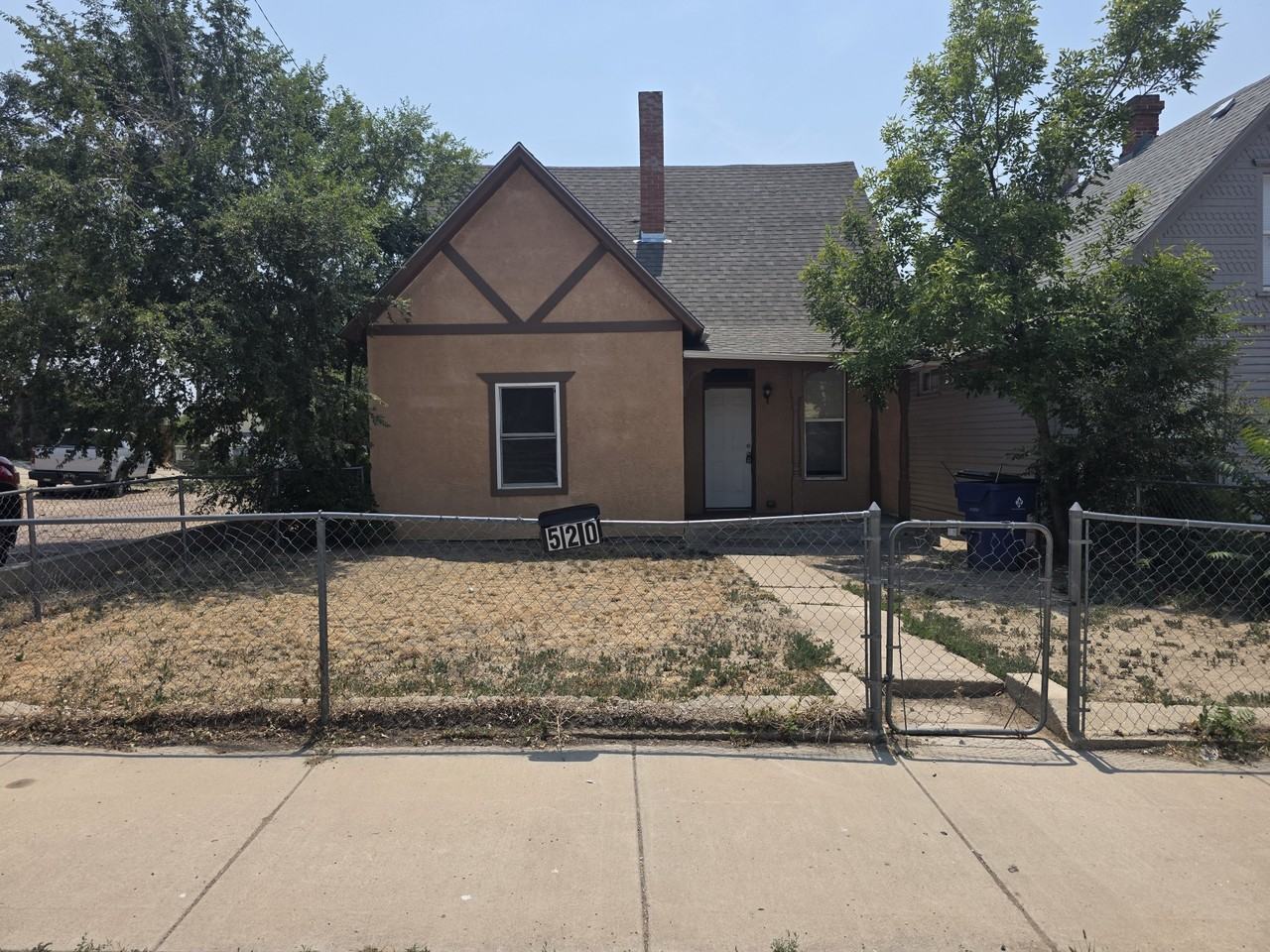 520 W 12th St #NA - Photo 2 of 13