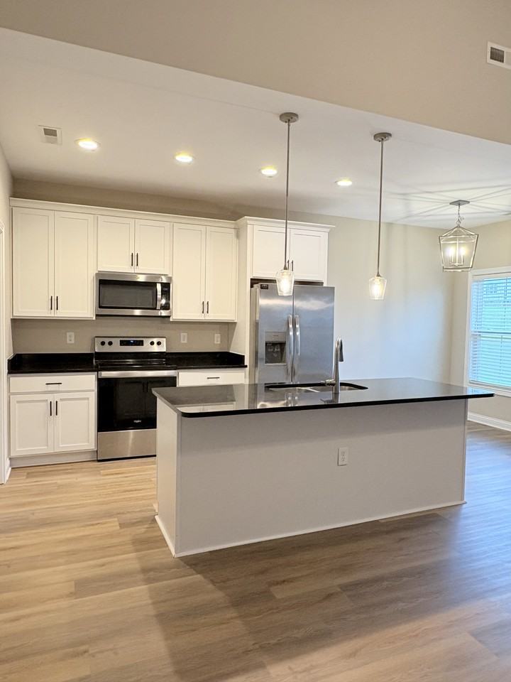 1212 Shallowford St #NA - Photo 3 of 16