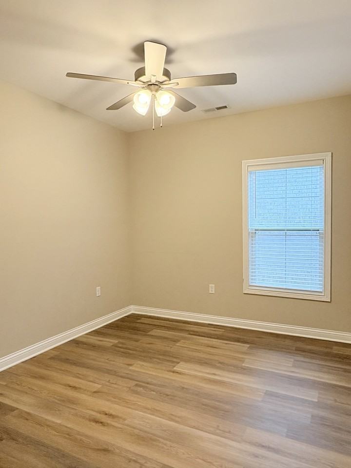 1212 Shallowford St #NA - Photo 6 of 16