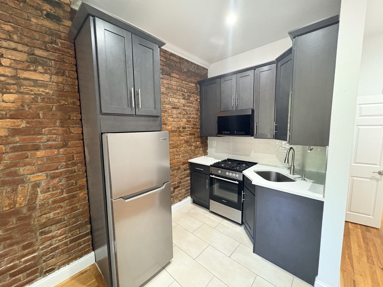 344 Gates Ave #1 - Photo 4 of 6
