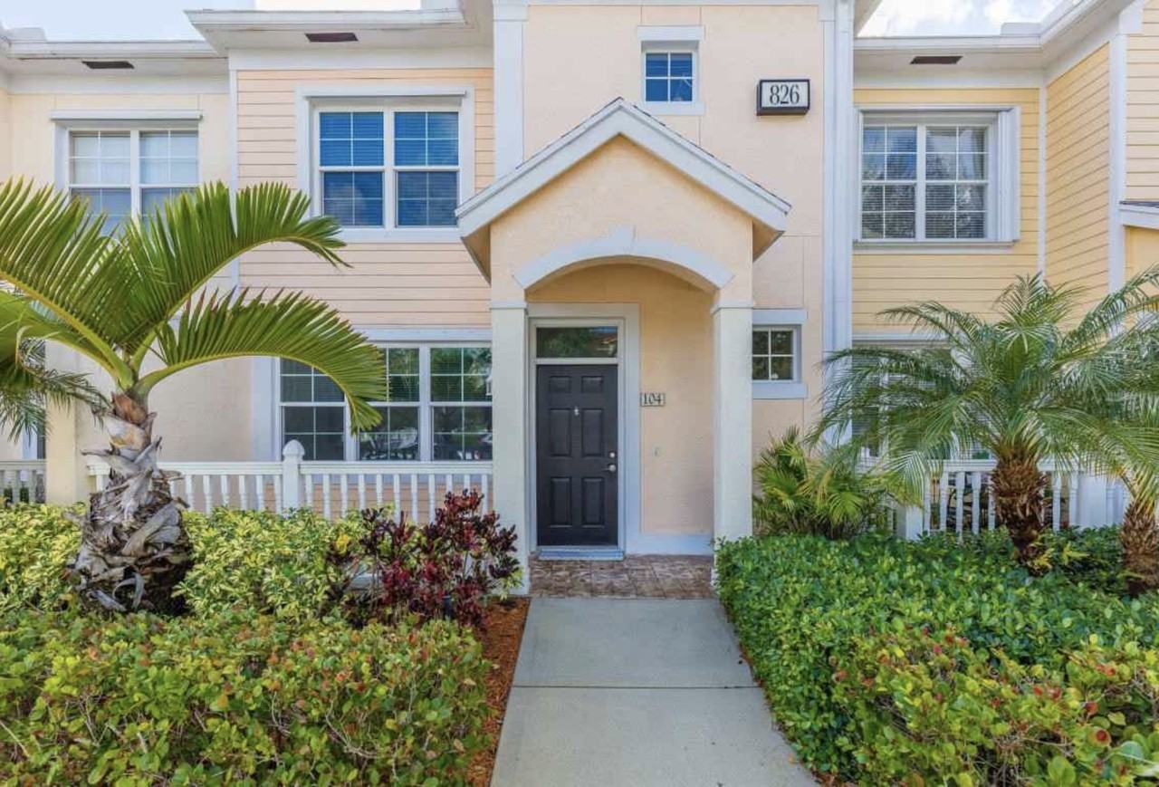 826 Dakota Dr #104