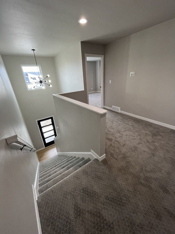 1407 Thatcher St #1407 - Photo 6 of 10