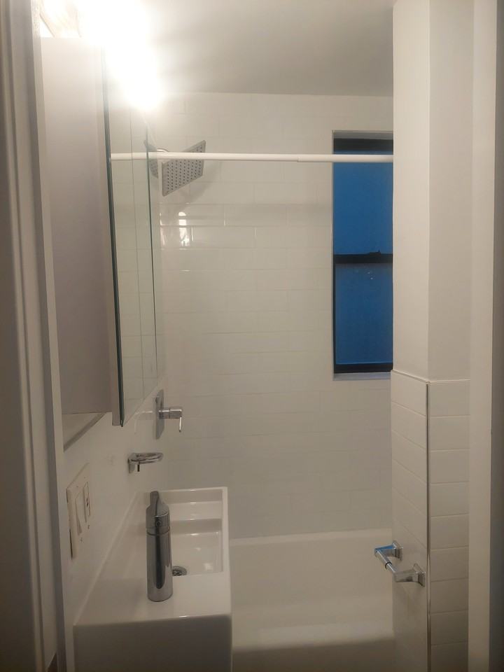 Upper Westside #12 - Photo 4 of 6
