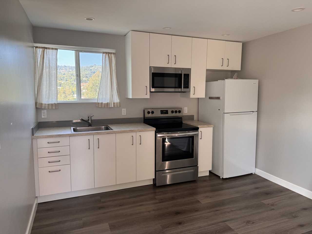 3421 Wyman St #ADU - Photo 4 of 7