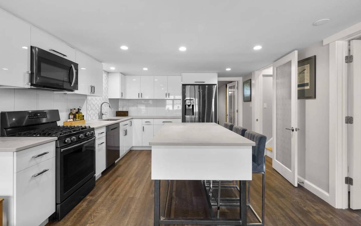 4701 Olden Rd #B - Photo 2 of 16