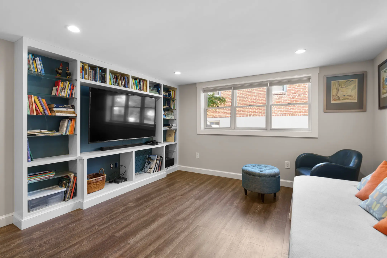 4701 Olden Rd #B - Photo 5 of 16