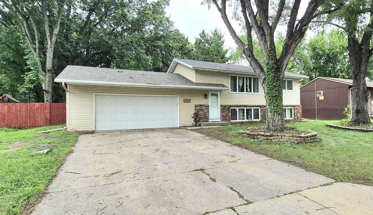 305 8th St N #NA - Photo 2 of 15