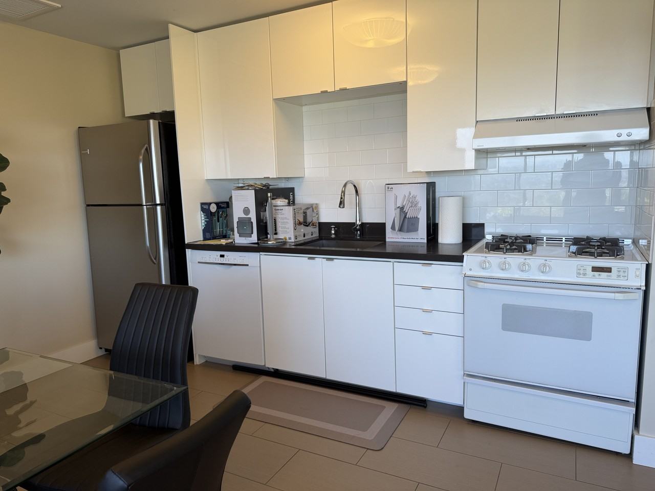 4140 W Arrieta Cir #B - Photo 7 of 18