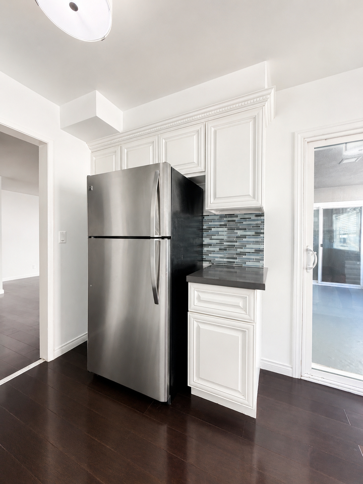 7224 Hillside Ave #12 - Photo 5 of 15