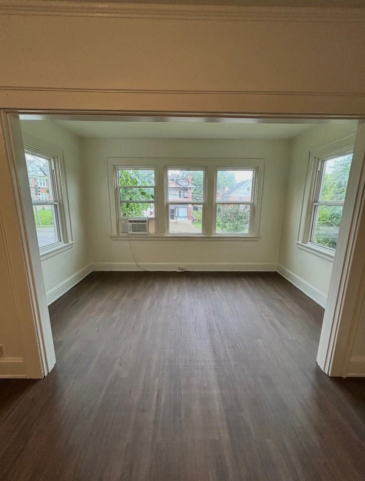 4029 W 8th St #1 - Photo 2 of 13