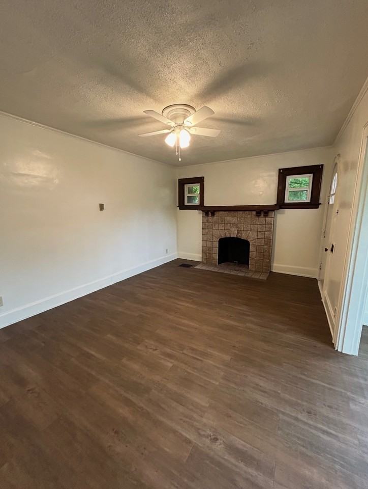 4029 W 8th St #1 - Photo 3 of 13