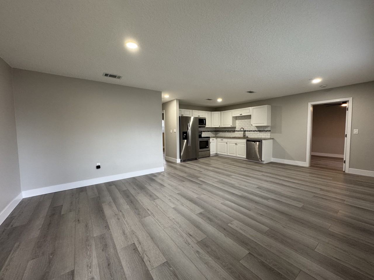 555 Cadillac Blvd #NA