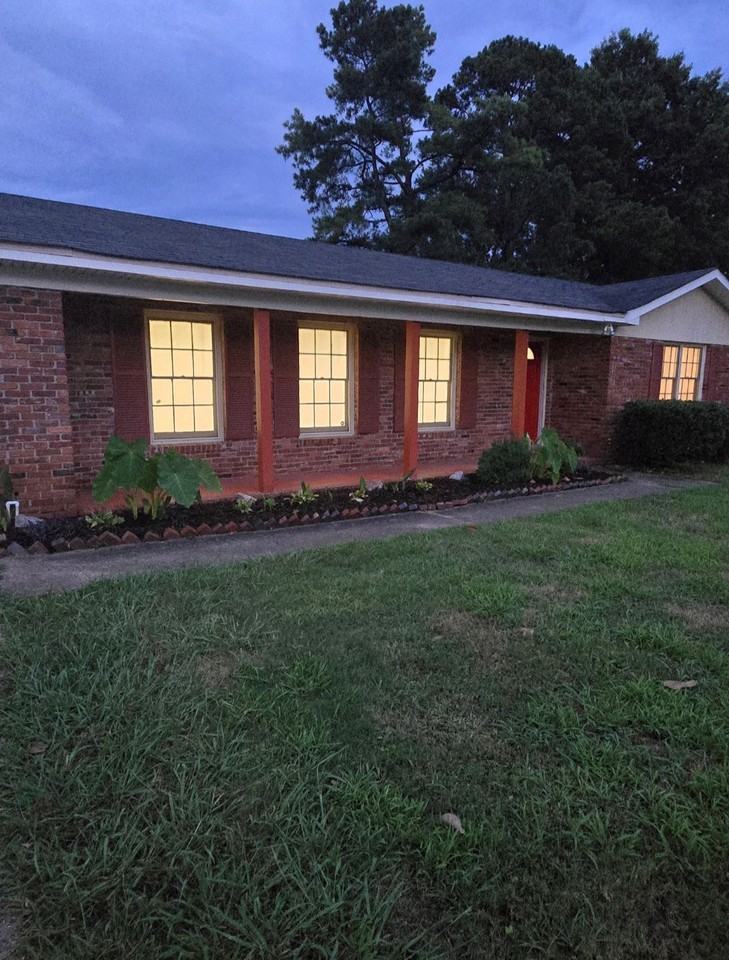 1210 Arbor Ave Sw #NA - Photo 2 of 20