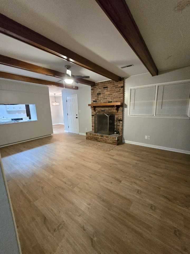 1210 Arbor Ave Sw #NA - Photo 4 of 20