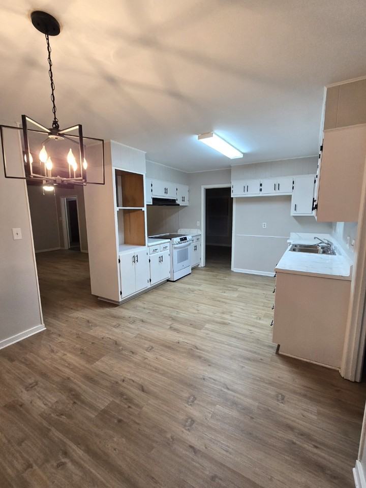 1210 Arbor Ave Sw #NA - Photo 5 of 20