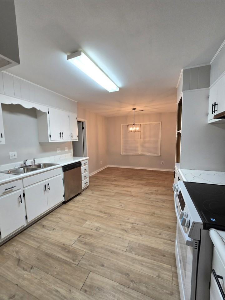1210 Arbor Ave Sw #NA - Photo 6 of 20